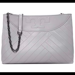 NWT Tory Burch Alexa Quilted Center Zip Slouchy